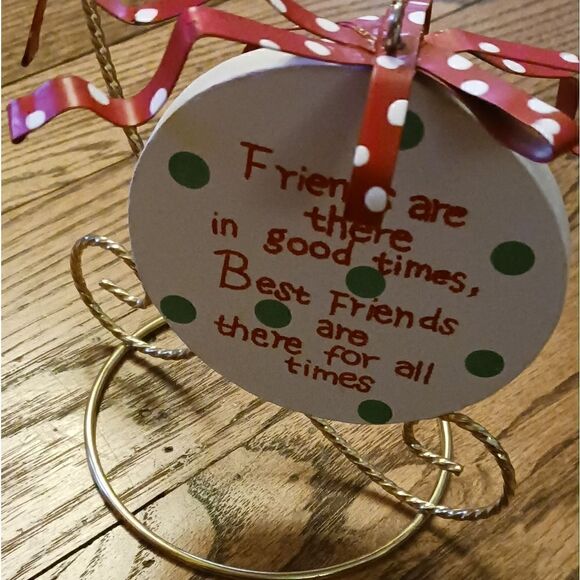 Best Friend Wooden Plaque on Hanger - Picture 5 of 7